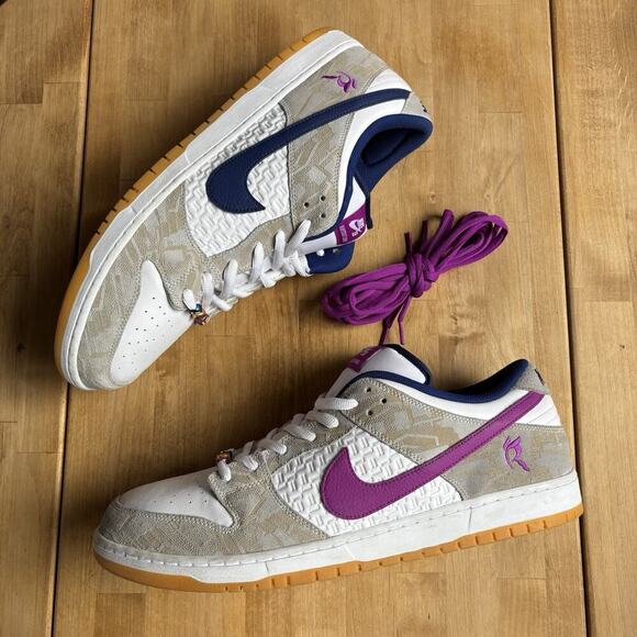 Nike SB Dunk Low ‘Rayssa Leal’ Men’s Size 20 Pre‑owned Sneakers FZ5251‑001 - Picture 2 of 12